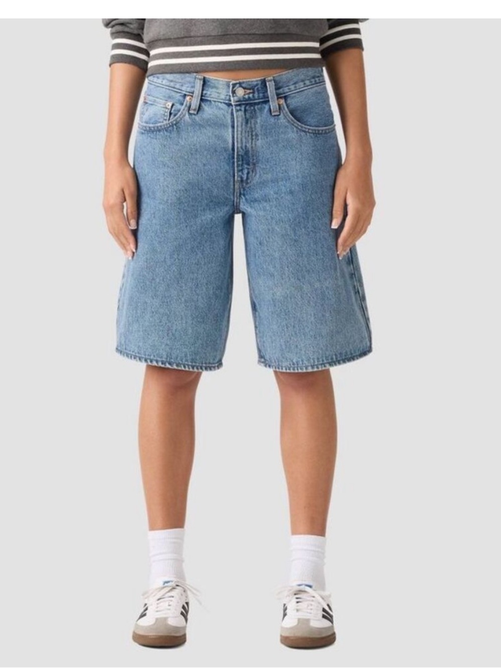 Levi's Light Blue Denim Middy Jorts